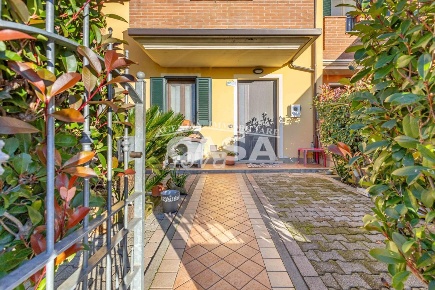 Foto Villa a schiera a Santa Maria a Monte Centro di 86 m² con 4 locali