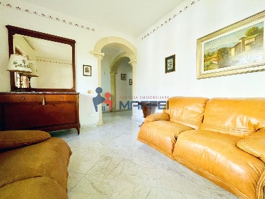 Foto Villa unifamiliare a Viareggio Torre del Lago di 135 m² con 6 locali