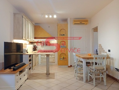 Foto Appartamento a Monsummano Terme Centro di 75 m² con 4 locali