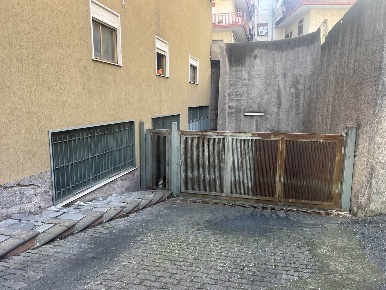 Foto Garage in Via San Giuseppe 114/E, Mascali Centro di 429 m² in vendita