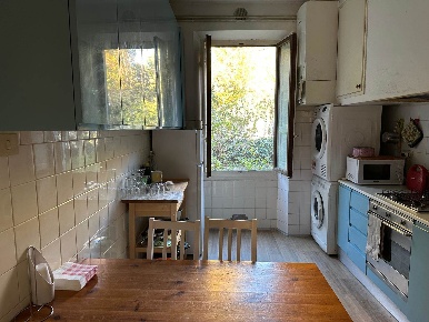 Foto Appartamento in via Serventura Monachi, Firenze di 70 m² con 5 locali