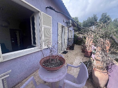 Foto Casa indipendente a La Maddalena di 122 m² con 5 locali in vendita