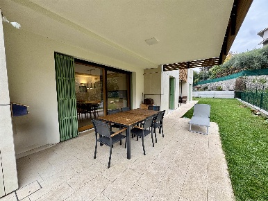 Foto Appartamento in VIA FRANCESCO PAIOLA 22, Verona Avesa di 150 m²