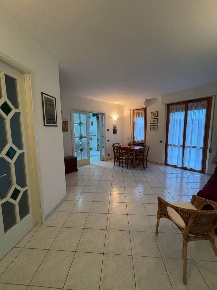 Foto Appartamento a Poggibonsi di 150 m² con 5 locali in affitto