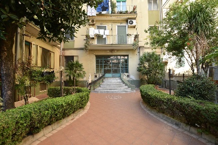 Foto Appartamento in Via Luigi Cacciatore, Salerno Centro di 100 m²