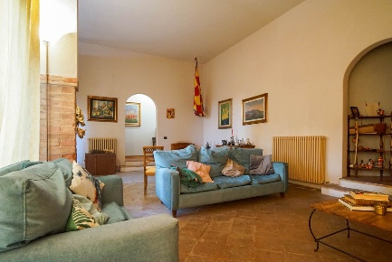 Foto Case semi ndipendenti a Monteroni d'Arbia di 224 m² con 8 locali