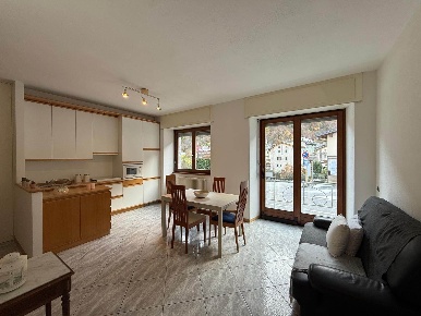 Foto Appartamento in Santa Croce, Piuro Santa Croce di 74 m² con 4 locali