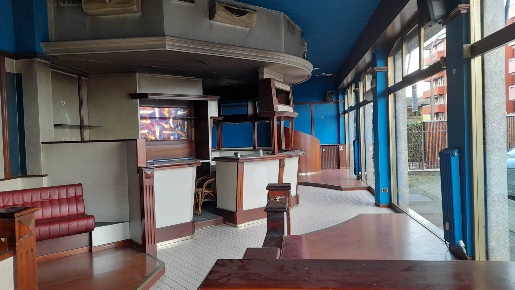 Foto Negozio in via Cardinale Andrea Ferrari  3, Cusano Milanino di 163 m²