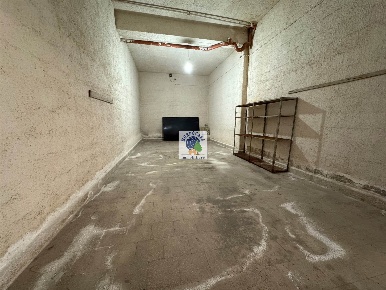 Foto Garage a Siracusa Scala Greca - Neapolis di 42 m² con 1 locali