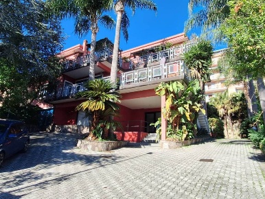 Foto Appartamento in Viale delle querce 14, Salerno di 139 m² con 3 locali