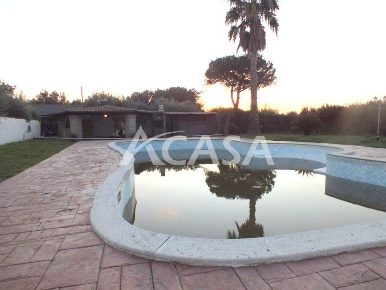 Foto Casa indipendente a Velletri Cinque Archi di 170 m² con 3 locali