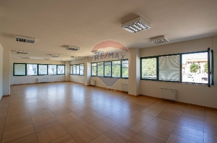 Foto Ufficio in Via Gallodoro, Jesi Gallodoro - Prato di 90 m² con 1 locali