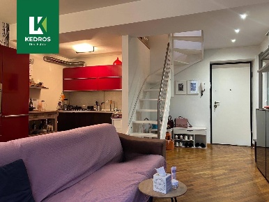 Foto Appartamento in Via Bizzozero, Varese di 10 m² con 4 locali in vendita