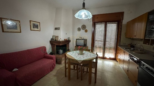 Foto Appartamento in quadrelle, Quadrelle di 115 m² con 4 locali in vendita