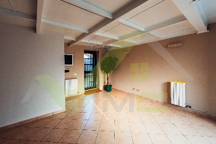 Foto Negozio in VIA PRINCIPALE, Liscate di 48 m² in vendita