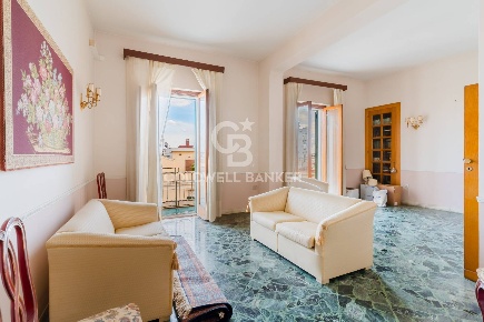 Foto Attico in Via Notar Domenico, Corato di 180 m² con 7 locali in vendita