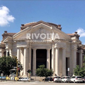 Foto Box in Piazza Euclide, Roma Euclide di 27 m² con 1 locali in vendita