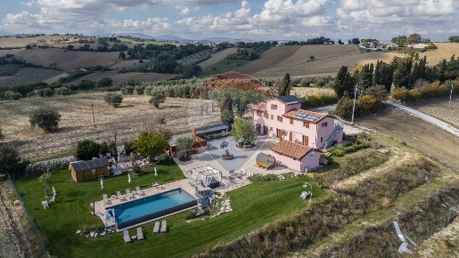 Foto Casa indipendente in Strada Scapezzano-Roncitelli, Senigallia