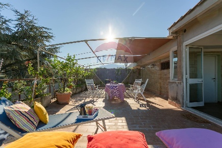 Foto Attico in via luigi chiala, Roma Nuovo Salario di 180 m² con 7 locali