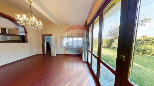 Foto Villa bifamiliare in via aurelia, Cassina de' Pecchi Centro di 250 m²