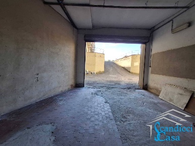 Foto Box in Via Pantin, Scandicci Casellina di 1 m² con 1 locali in vendita