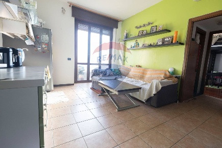 Foto Appartamento in Via Alessandro Volta, Paderno Dugnano di 54 m²