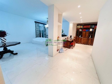 Foto Appartamento in Via Generale Amato, Comiso Centro di 175 m² in vendita