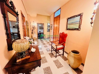 Foto Appartamento in Via Generale Amato, Comiso Centro di 175 m² in vendita