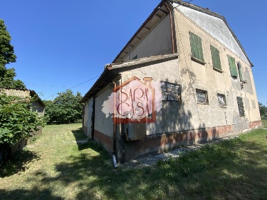 Foto Casa indipendente a Cotignola di 384 m² con 8 locali in vendita