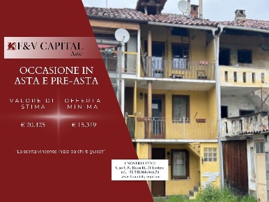 Foto Appartamento in Vicolo bertinatti, Castellamonte Centro di 93 m²