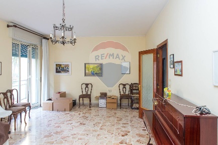 Foto Appartamento in via federico ciccaglione, Catania Borgo di 190 m²