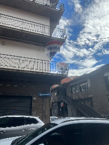 Foto Appartamento in Via Ugo Foscolo, Paternò di 156 m² con 6 locali