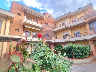 Foto Appartamento in Via Antonio Gramsci, Capraia e Limite Limite di 70 m²