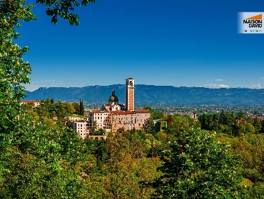 Foto Appartamento in Via X Giugno, Vicenza Gogna di 262 m² con 5 locali