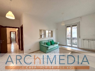 Foto Appartamento in Via Leonardo Da Vinci, Venegono Inferiore di 80 m²