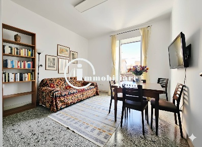Foto Appartamento in Via Giuseppe De Camillis, Roma di 50 m² con 2 locali