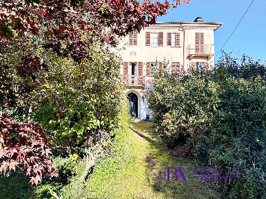 Foto Villa singola in Via Dottor Secondino Mazzone, Serravalle Sesia Centro