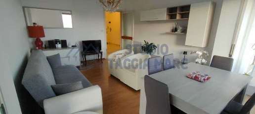Foto Appartamento in Strada Privata Vallarino, Sanremo Solaro di 120 m²