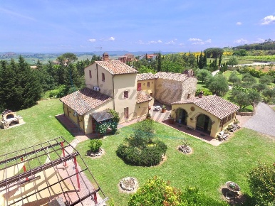 Foto Villa unifamiliare in Via di Fichino, Casciana Terme Lari di 177 m²