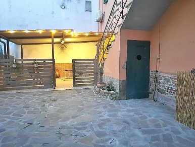 Foto Casa indipendente in VIA DELLA FORTEZZA, Pistoia di 95 m² con 4 locali