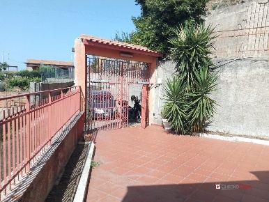 Foto Villa unifamiliare in Castanea, Messina Castanea - Salice di 110 m²