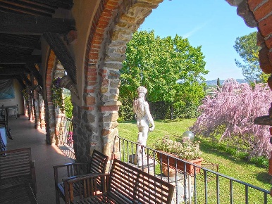 Foto Villa unifamiliare in località Sodo, Sinalunga di 843 m² con 29 locali