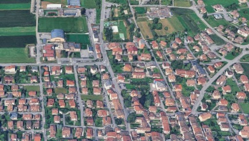 Foto Appartamento in Via Andrea Fantoni, Rovetta Centro di 273 m² all'asta