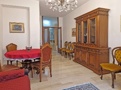 Foto Appartamento a Pesaro di 115 m² con 5 locali in vendita