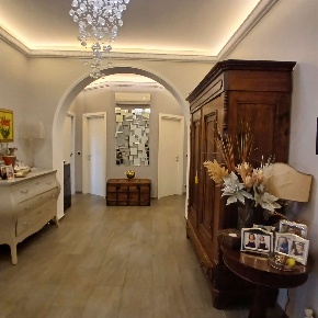 Foto Appartamento in Viale Diaz 2, Chieri Semicentro di 145 m² con 6 locali