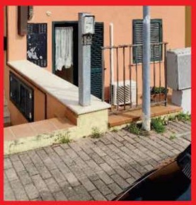 Foto Appartamento in Via XXV Aprile, San Costanzo di 81 m² con 5 locali