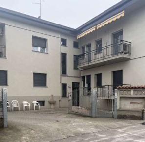 Foto Appartamento in Via Campo del Pero, Spirano di 110 m² con 6 locali