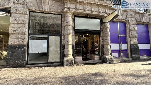 Foto Negozio a Bergamo Stazione di 346 m² in vendita