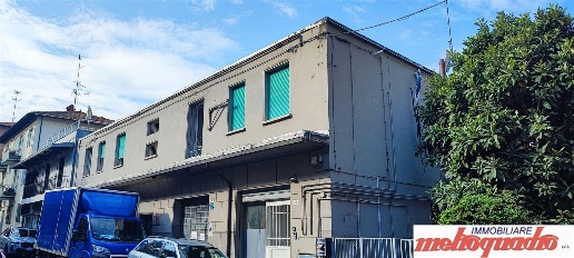 Foto Laboratorio a Casalecchio di Reno Centro, Garibaldi di 150 m²
