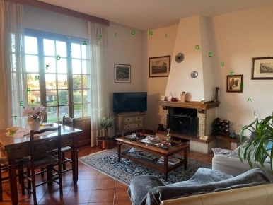 Foto Villa unifamiliare in VIALE DELLA LIBERTA', Barberino di Mugello